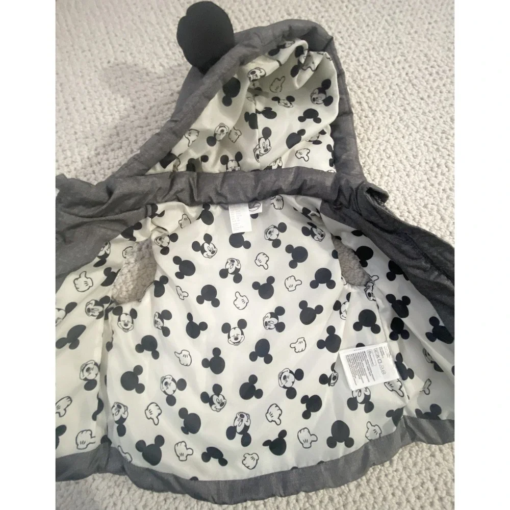 Disney Mickey Mouse H&M Infant Puffer Vest removable‎ Hood With Ears. 4-6 Months